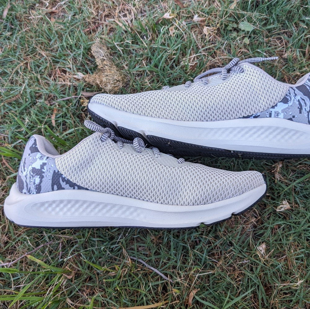 Men's UA Charged Pursuit 3 USA Running Shoes Size 12 Khaki Base - 200 - Picture 9 of 16